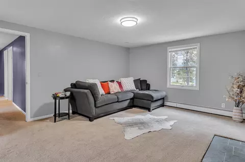 Living - 2905 E Munger, Tecumseh, MI 49286 photo 2 of 2