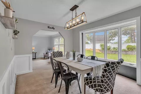 Dining - 2905 E Munger, Tecumseh, MI 49286 photo 3 of 4