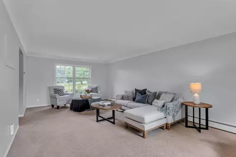 Living - 2905 E Munger, Tecumseh, MI 49286 photo 1 of 2