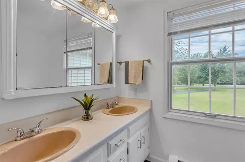 Bath - 2905 E Munger, Tecumseh, MI 49286 photo 5 of 5