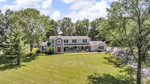 Exterior - 2905 E Munger, Tecumseh, MI 49286 photo 6 of 8