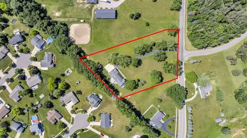 View/Area - 2905 E Munger, Tecumseh, MI 49286 photo 2 of 5