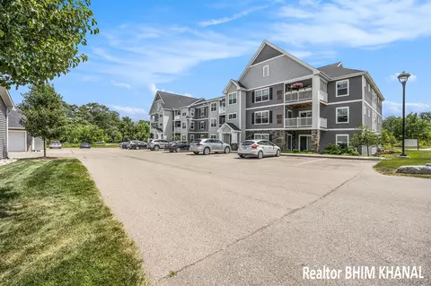 3167 Blairview Pkwy Se 201, Kentwood, MI 49512