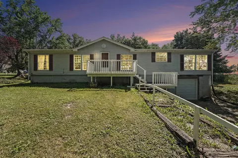 11145 W County Line, Carson City, MI 48811