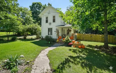 519 Hanover, Concord, MI 49237