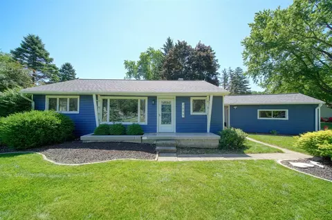 2699 Kibby, Jackson, MI 49203 photo 3