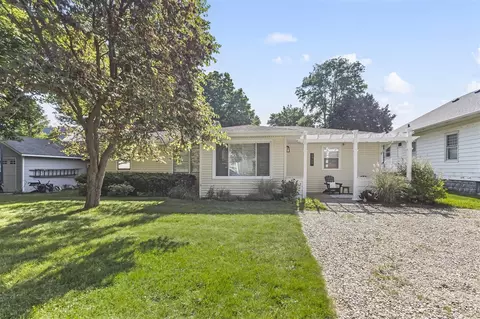 8929 Third, Baroda, MI 49101