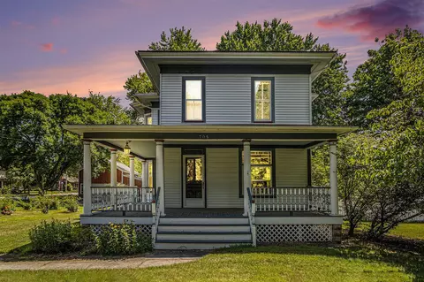 705 S Main, Plainwell, MI 49080