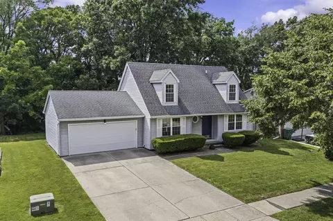 894 Alpine, Brighton, MI 48116 photo 3