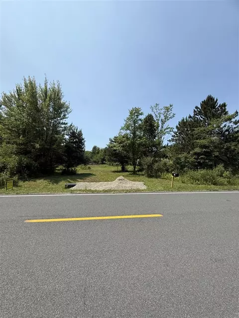 432 60th, South Haven, MI 49090
