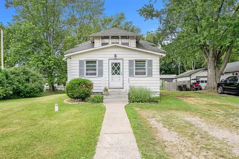 240 Stillwell, Michigan Center, MI 49254