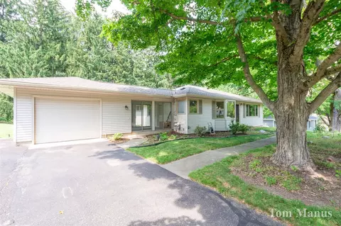 7131 Windcrest, Grand Rapids, MI 49546