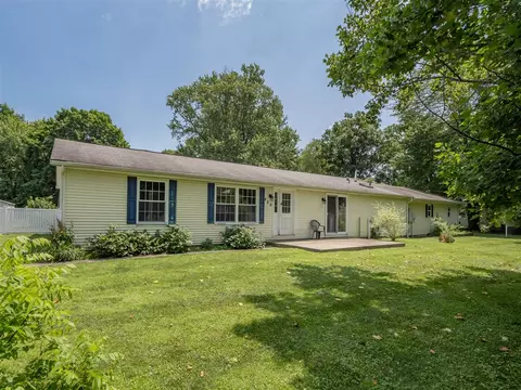 420 N Wilson, Vicksburg, MI 49097