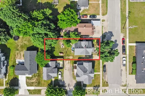 View/Area - 107 W W Ctr, Belding, MI 48809 photo 3 of 7