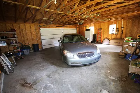 Exterior - 15145 Millard, Three Rivers, MI 49093 photo 6 of 21
