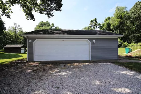 Exterior - 15145 Millard, Three Rivers, MI 49093 photo 4 of 21