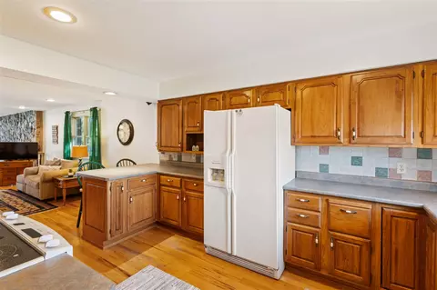 Kitchen - 50221 Meddo, Marcellus, MI 49067 photo 1 of 2