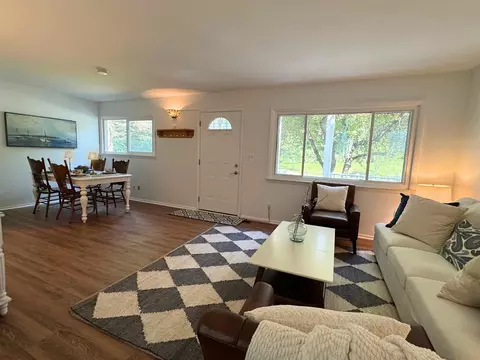 Living - 285 Brookside, Ann Arbor, MI 48105 photo 2 of 4