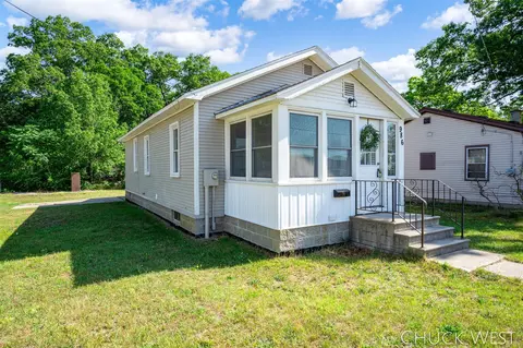 986 E Keating, Muskegon, MI 49442