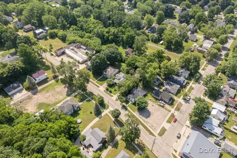 View/Area - 517 E Main, Ionia, MI 48846 photo 5 of 6