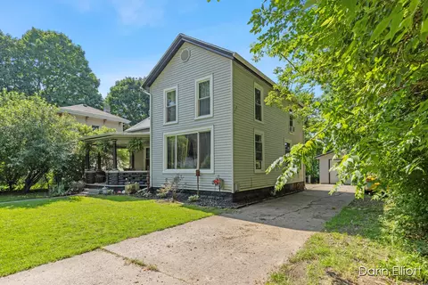 Exterior - 517 E Main, Ionia, MI 48846 photo 1 of 5
