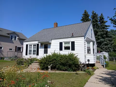 103 S Staffon, Ludington, MI 49431