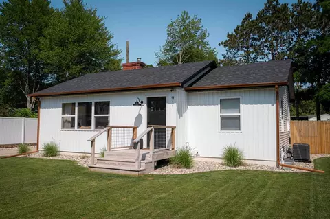 911 S Division St, Whitehall, MI 49461