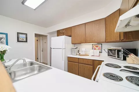 Kitchen - 5015 Main, Onekama, MI 49675 photo 7 of 10