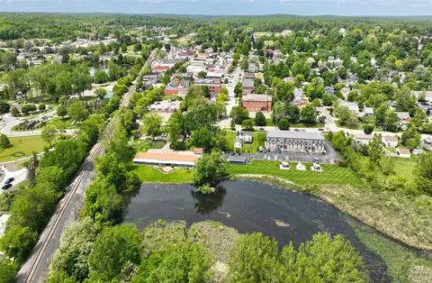 124 River #B, Milford, MI 48381