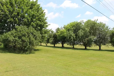 Exterior - 2786 Dinius, Tecumseh, MI 49286 photo 2 of 17