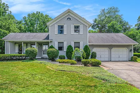 7507 W Q, Kalamazoo, MI 49009