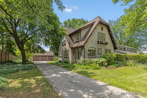 2342 Elliott, Grand Rapids, MI 49506