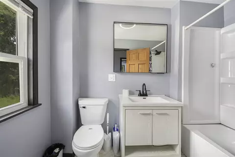 1211 S Jackson, Jackson, MI 49203 photo 16