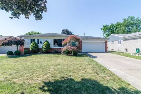 39079 Ross, Livonia, MI 48154