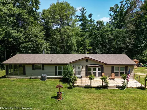 623 E 56th, Newaygo, MI 49337 photo 42