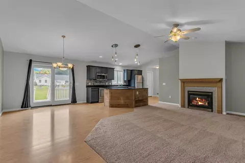 1615 Bunting, Jackson, MI 49201 photo 4