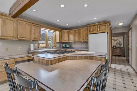 Kitchen - 3416 Northlands, Jackson, MI 49201 photo 4 of 5
