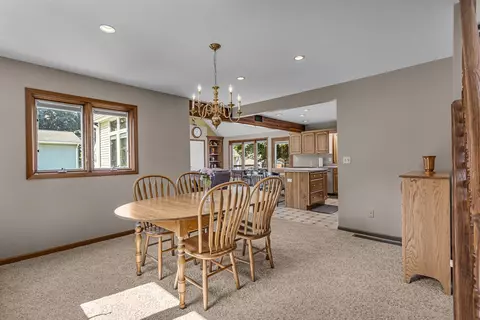 Dining - 3416 Northlands, Jackson, MI 49201 photo 1 of 2