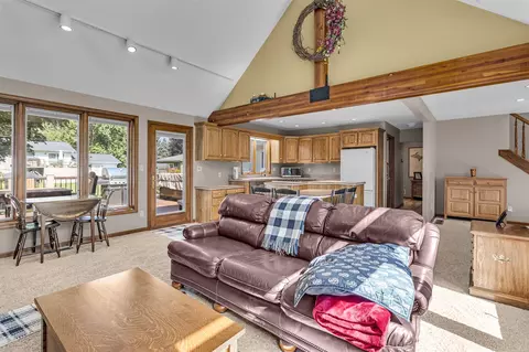 Living - 3416 Northlands, Jackson, MI 49201 photo 3 of 6