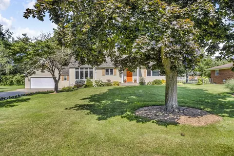 Exterior - 3416 Northlands, Jackson, MI 49201 photo 10 of 11