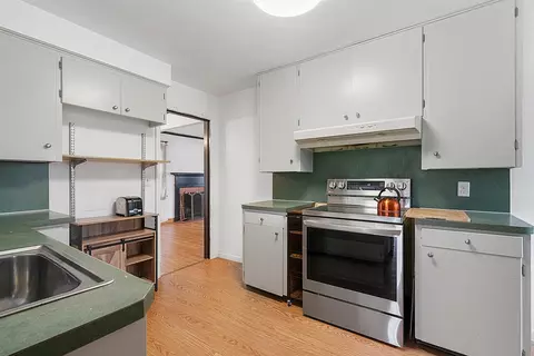 Kitchen - 528 Glendale Blvd, Parchment, MI 49004 photo 1 of 3