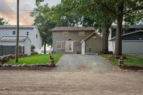5090 Schrah, Munith, MI 49259