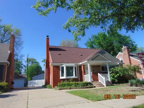 10114 Lincoln, Huntington Woods, MI 48070