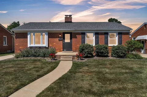 9623 Fairfield, Livonia, MI 48150