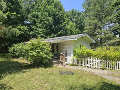 1936 W Cleveland, New Era, MI 49446