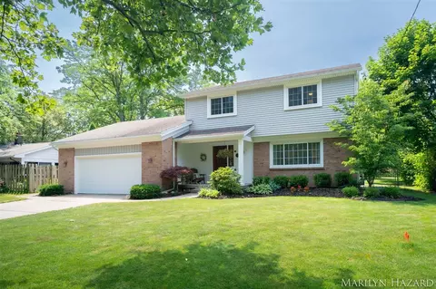 2934 Meadowbrook, Grand Rapids, MI 49546