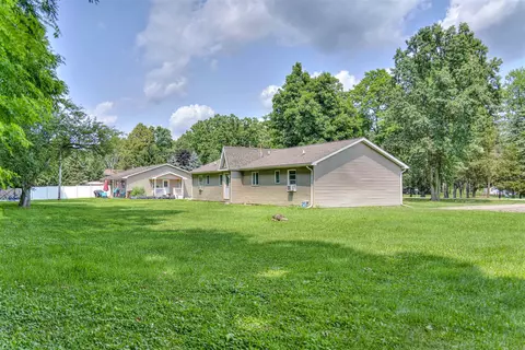 Exterior - 2922-2926 Chapel, Parma, MI 49269 photo 4 of 5
