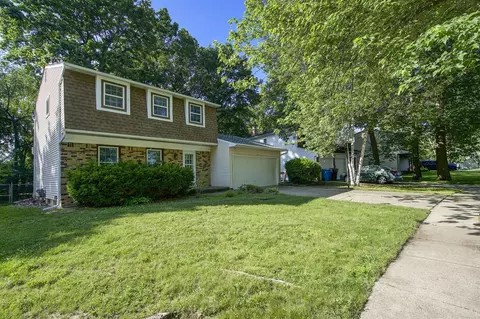1796 Norfolk, Ypsilanti, MI 48198