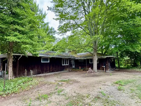 3803 64th, Holland, MI 49423