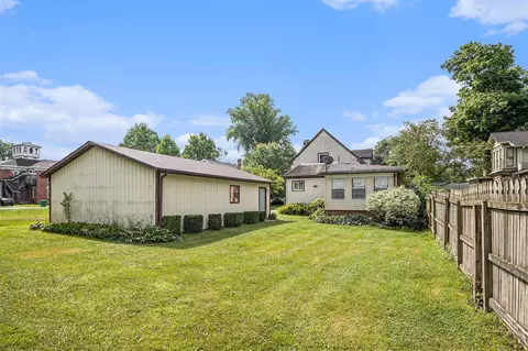 Exterior - 218 W Jackson, Mendon, MI 49072 photo 7 of 8